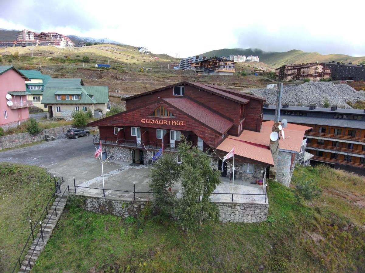 Gudauri Hut Hotel Bagian luar foto